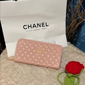 nwt Quilted Wallet